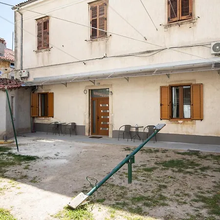 Centar * Pula